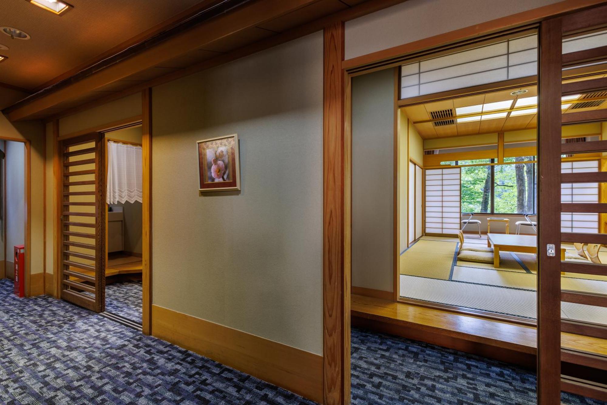 Okutamaji Hotel Ome Exterior photo